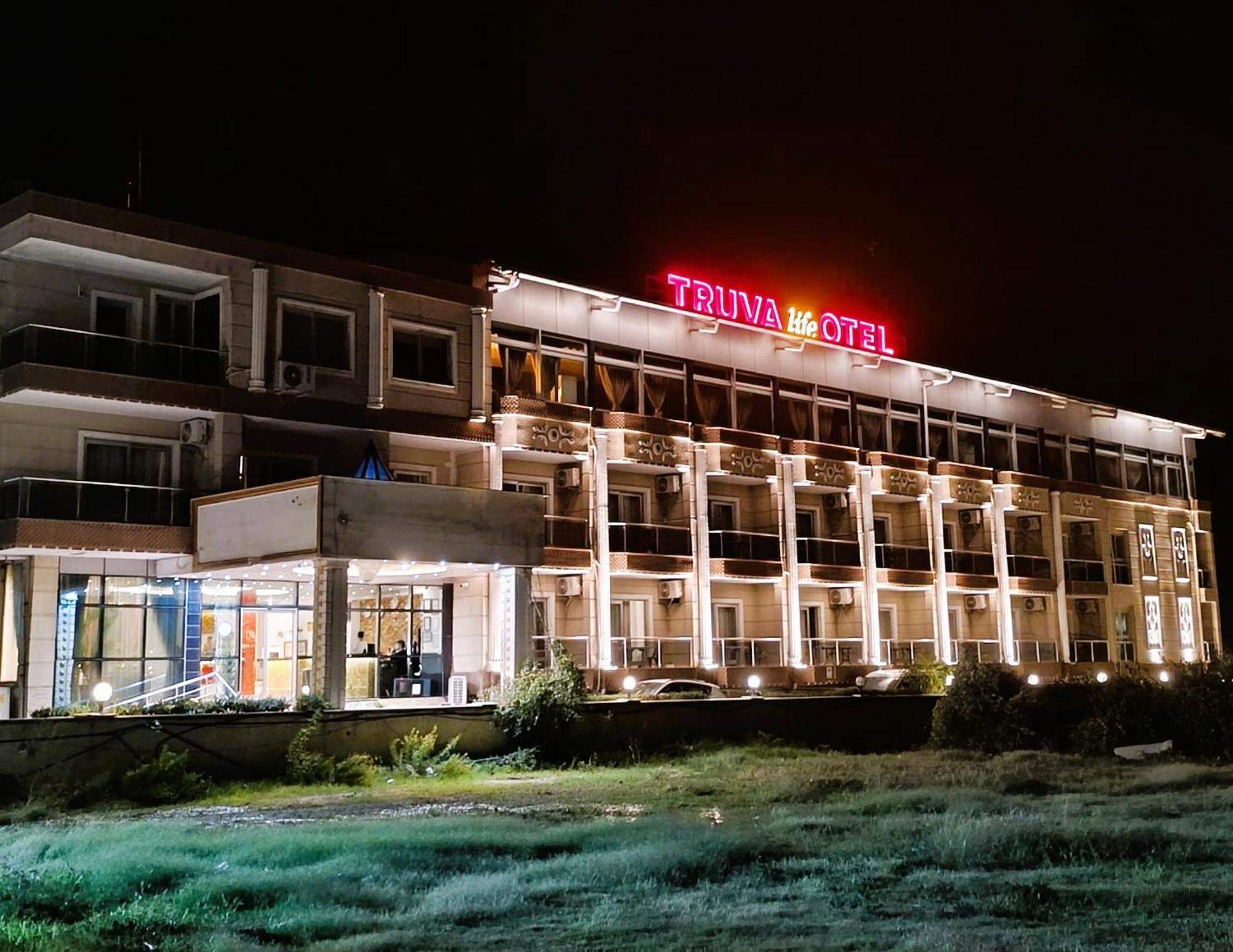 Truva Life Hotel Samandag Exterior foto